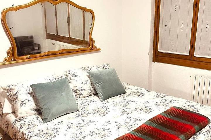 Casa di pietra in Foresto Sparso, Prealpi Bergamasche Orientali