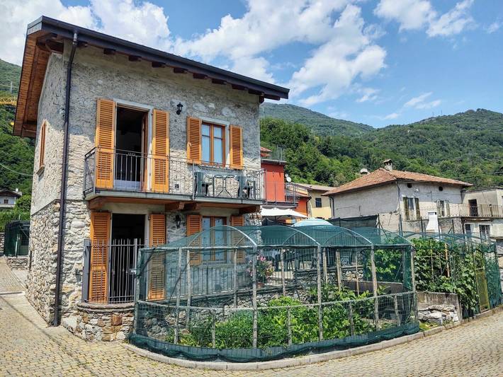 Ferienhaus für 5 Personen, mit Balkon und Terrasse sowie Garten
