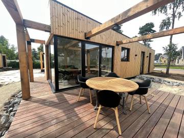 Ferienhaus für 4 Personen, mit Pool und Terrasse in Bergen (Limburg)