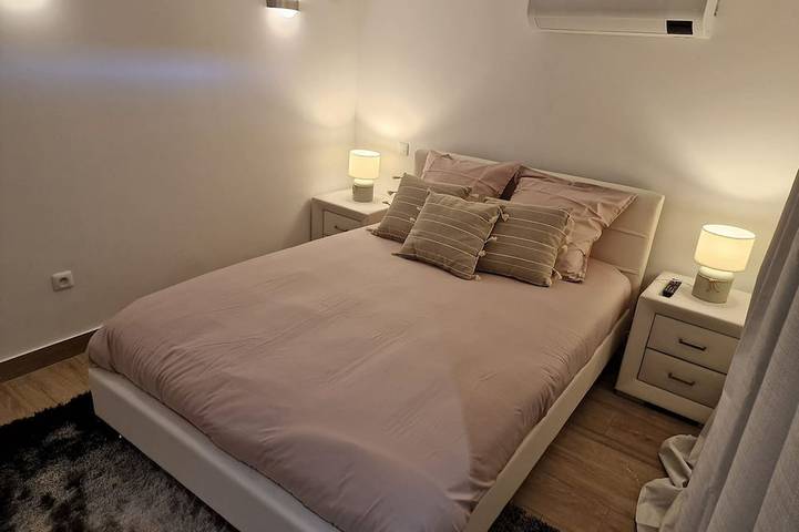 Gîte pour 6 personnes, avec Terrasse et Piscine dans Plage des Engraviers - 3