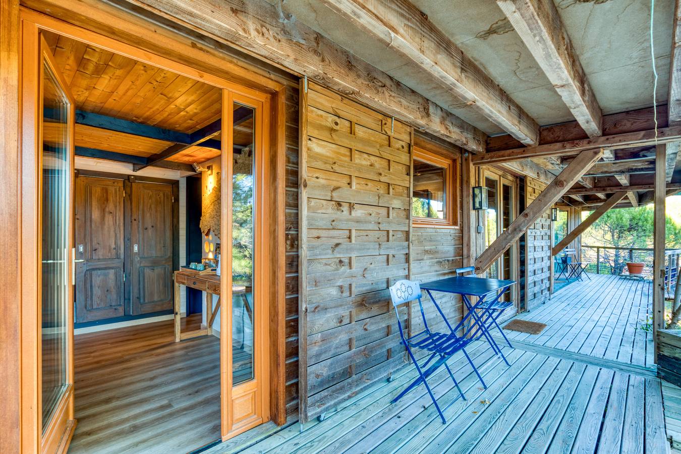 Le Sabel - Blue Room B&B with Mountain View, Shared Pool in Mourèze, Lodève region