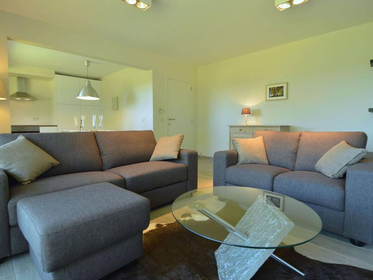 Entire apartment, Quiet lain holiday house with a beautiful view concerning the Ardense bunches. in Bièvre, Namur (region)