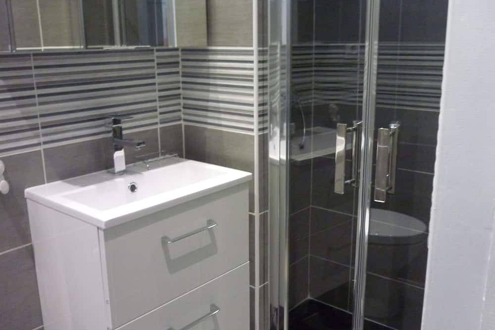 Petite Villa in Grau-d'Agde, Agde