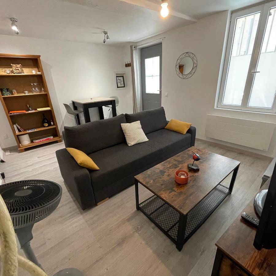Appartement entier, Appartement intra-muros bien situé et agréable à proximité des théâtres in Avignon, Vaucluse