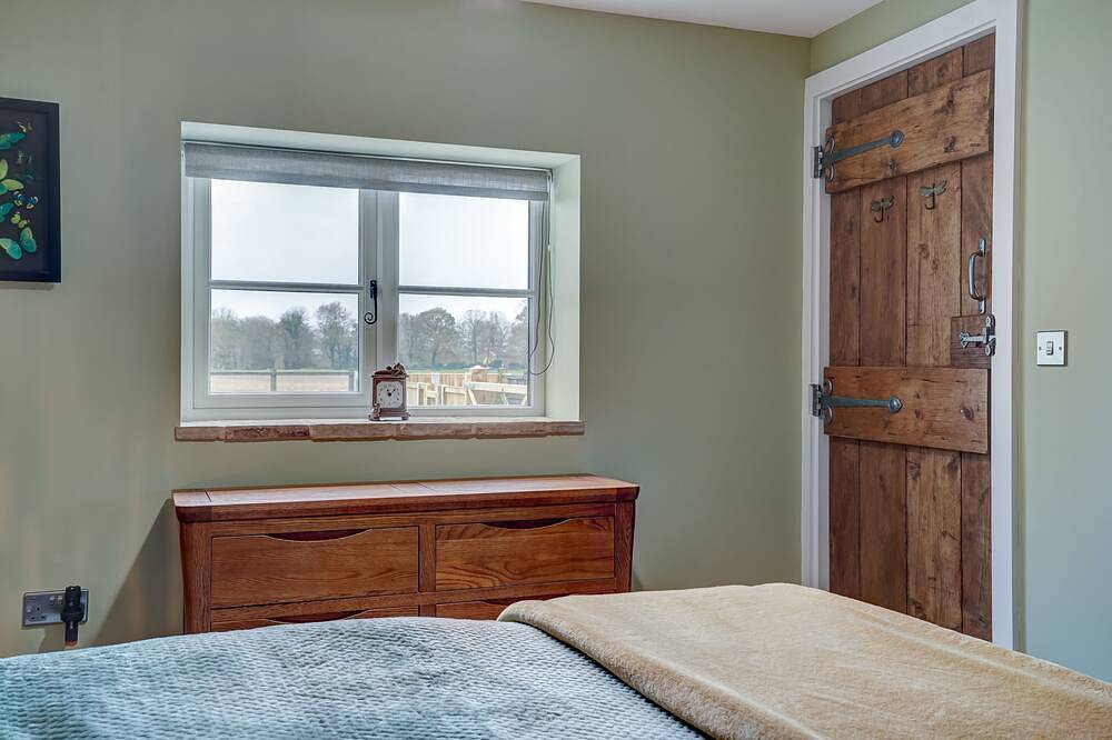 Entire apartment, Bumblebee Cottage | East Ruston Cottages in Happisburgh, Norfolk