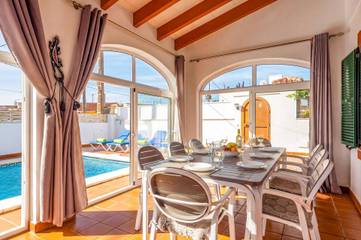 Chalet in Cala en Porter, Municipio de Alaior für 6 