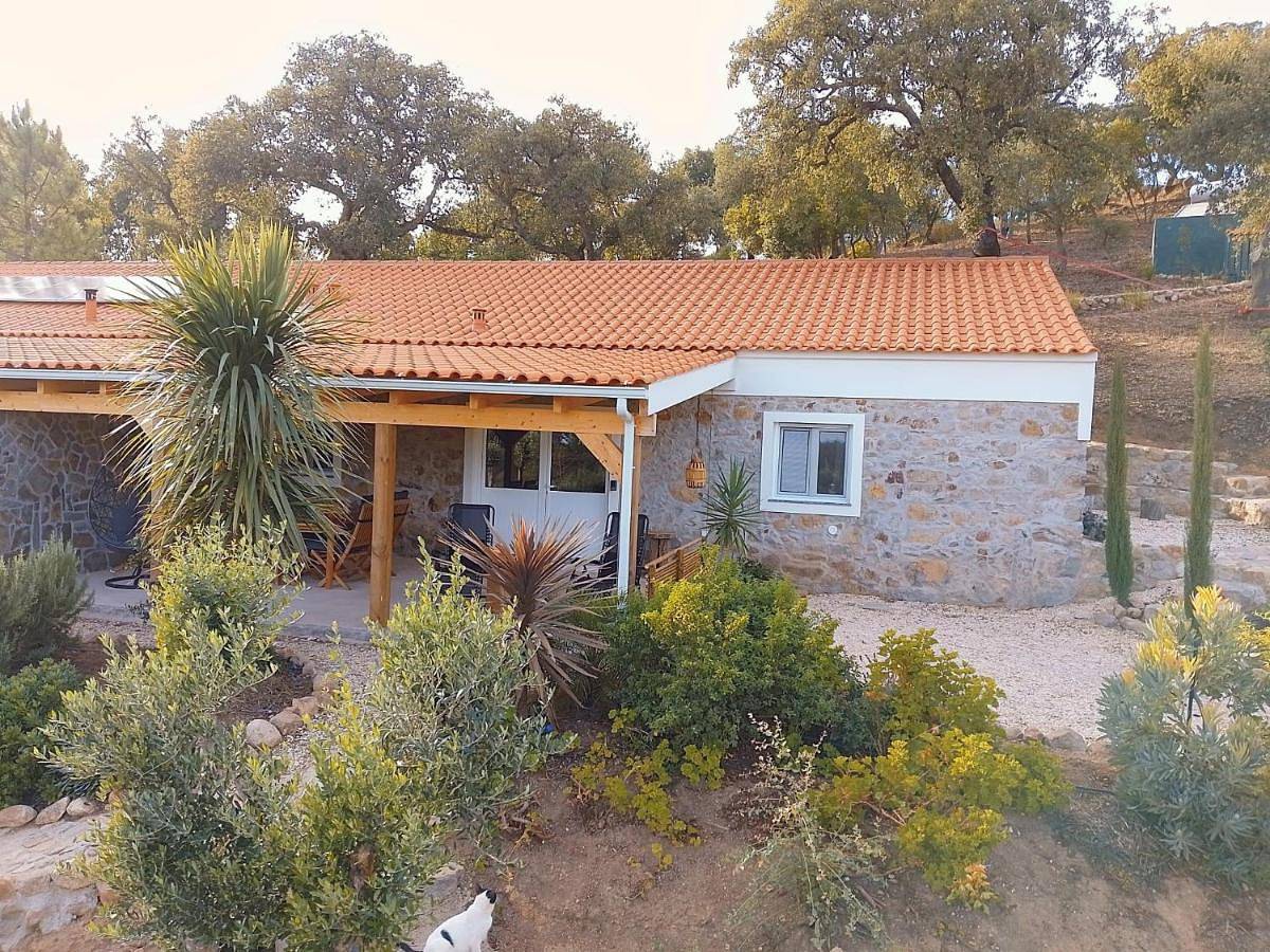 Casa de Celebrar a Vida in Monchique, Distrito de Faro