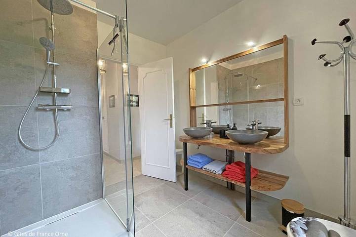 Gîte pour 4 personnes, avec Terrasse et Jardin à Longny-au-Perche - 3