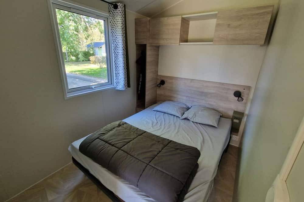 Mobile home with terrace for 5 people in Saint-Geniez-d'Olt-et-d'Aubrac, Parc naturel régional de l'Aubrac