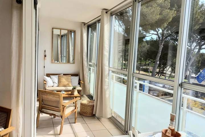 Gîte pour 4 personnes, avec vue et balcon dans Port de Bormes les Mimosas - 2