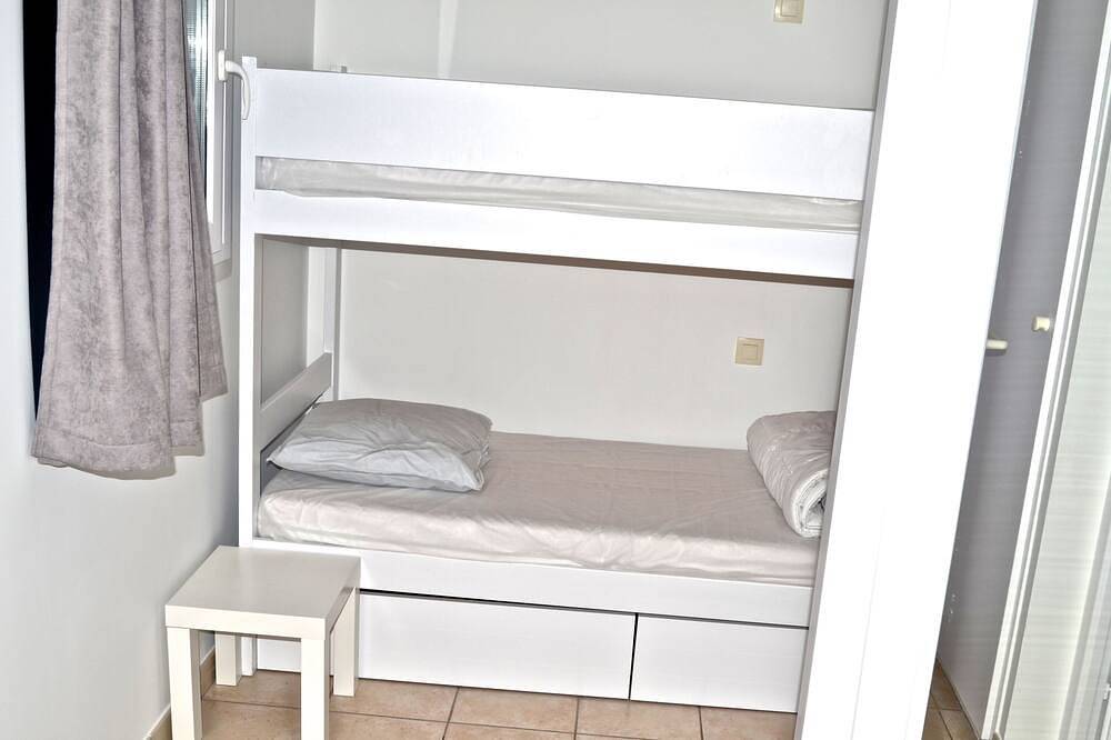 Ganze Wohnung, B005-Apartment-Budget-Eigenes Badezimmer-Meerblick in Château-d'Olonne, Les Sables-d'Olonne