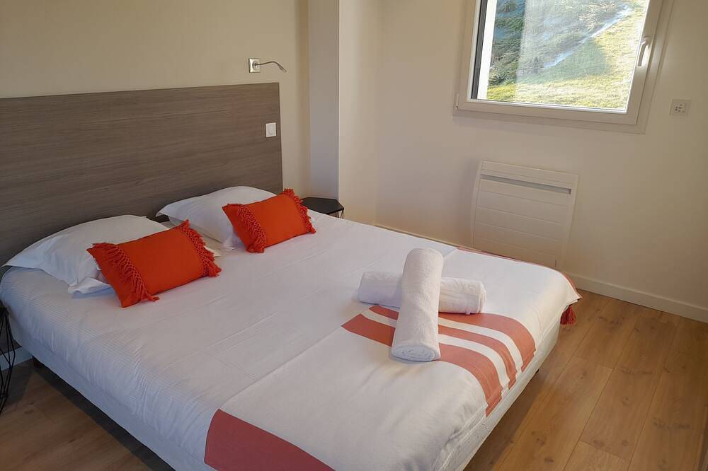 Ganze Wohnung, Apartment-Ensuite-Seeblick-4 etoiles in Sévrier, Parc naturel régional du Massif des Bauges