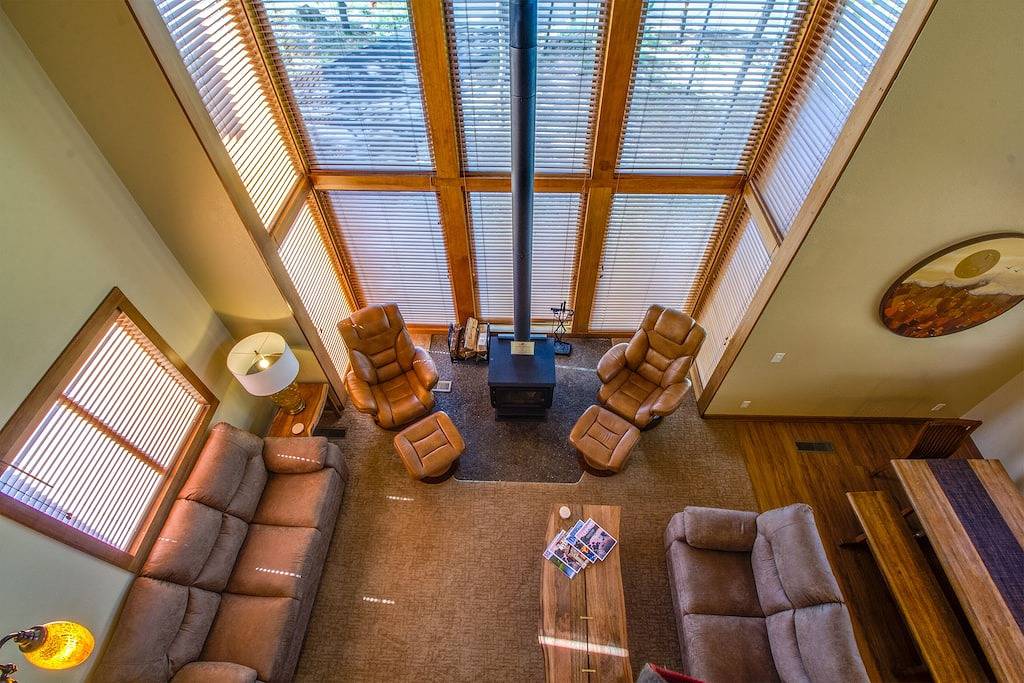 2 Bedroom Getaway mit A / C, 2 Ebenen, in der Nähe von Deschutes River, Whirlpool - Yelr 13 in Sunriver, Deschutes County