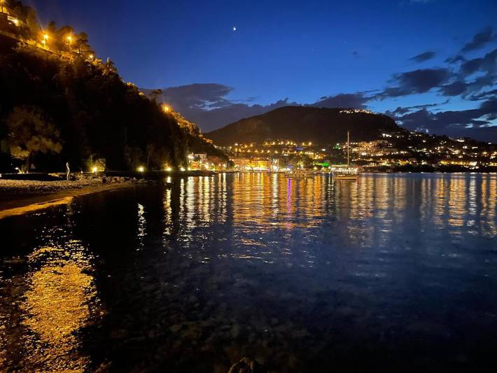 Gîte pour 4 personnes, avec vue ainsi que piscine et terrasse dans Port de la Figueirette - 3