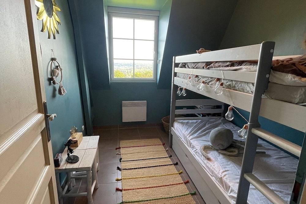 Grande maison normande, entre Trouville et  Honfleur - 5 chambres, 11 couchages in Cricquebœuf, Région de Lisieux