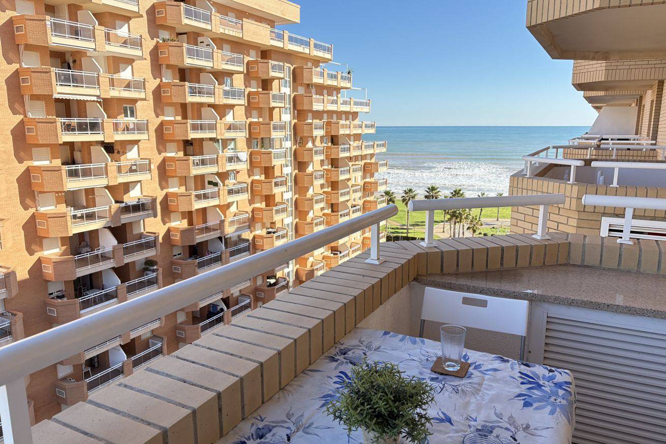 Apartamento entero, Acv - Cala Blanca Ii-1ª linea planta 8 Norte-3H in Marina d'Or, Oropesa del Mar