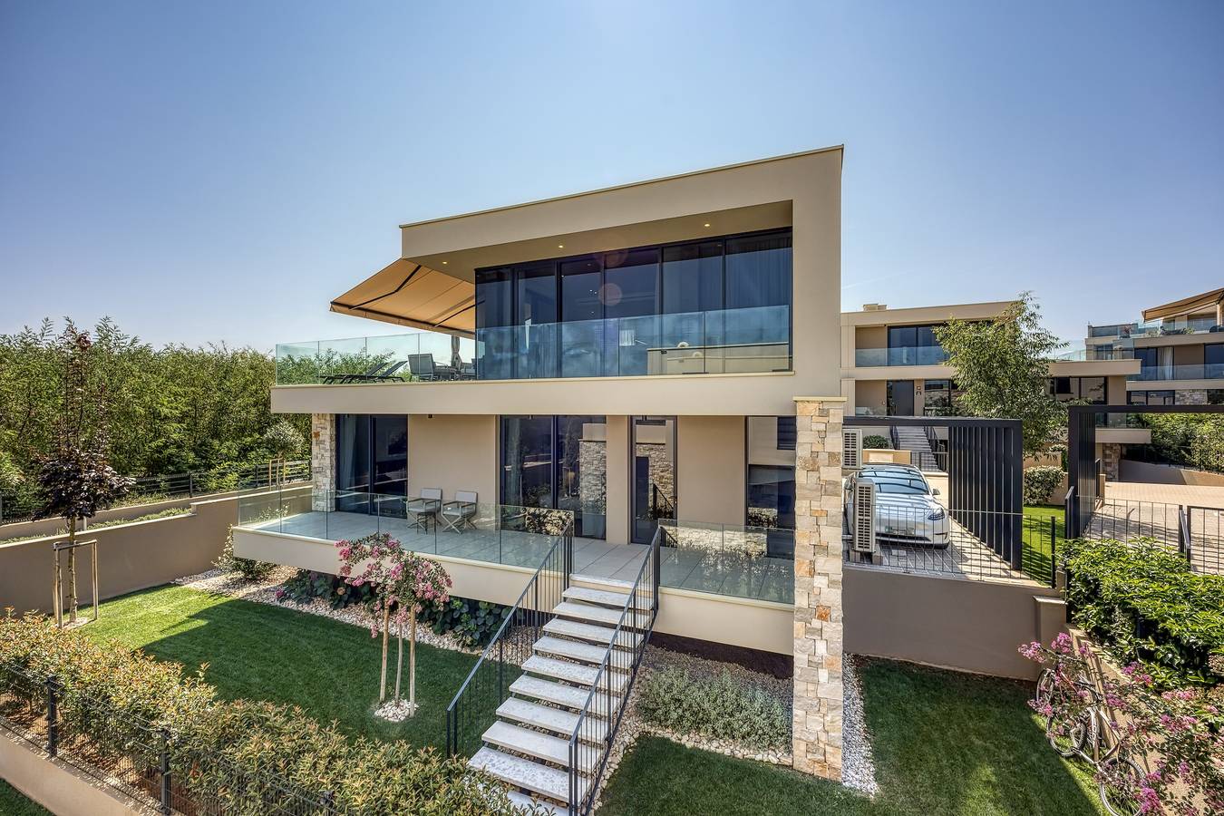 Maison de trois chambres avec la terrasse et la vue sur le mer Savudrija, Umag K-23625 in Umag, Région d'Umag
