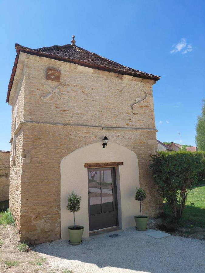 Chambre d’hôte pour 2 personnes, avec Terrasse ainsi que Jardin et Vue à Gyé-sur-Seine
