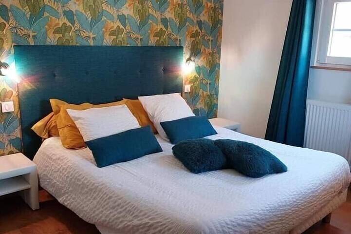 Gîte pour 4 personnes, avec jardin ainsi que piscine et terrasse à Sundhouse - 2