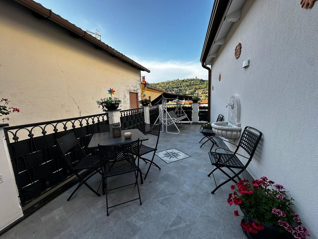 Ganze Wohnung, Apartment „La Casa Di Zio Michelino“ mit Bergblick, Wlan und Klimaanlage in Pimonte, Monti Lattari