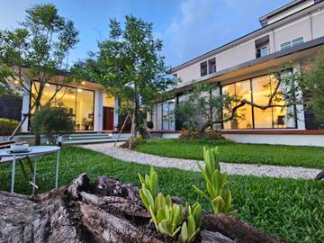 Maison d’hôte pour 2 personnes, avec piscine et vue ainsi que jardin et terrasse dans Chiangrai