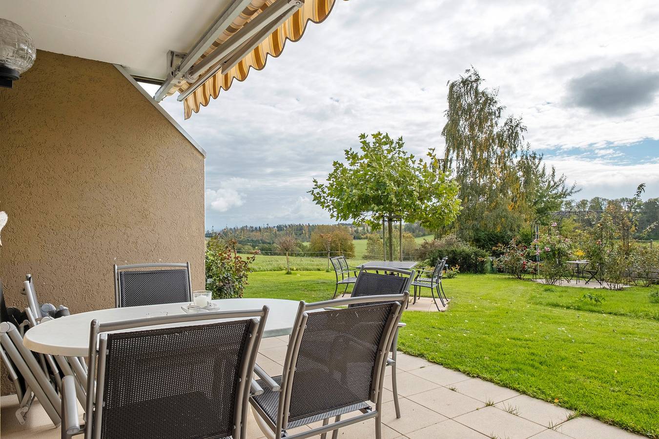 Ganze Wohnung, Apartment 'Ost, 48 qm' mit gemeinsamer Terrasse, gemeinsamem Garten und Wlan in Weilheim, Südschwarzwald