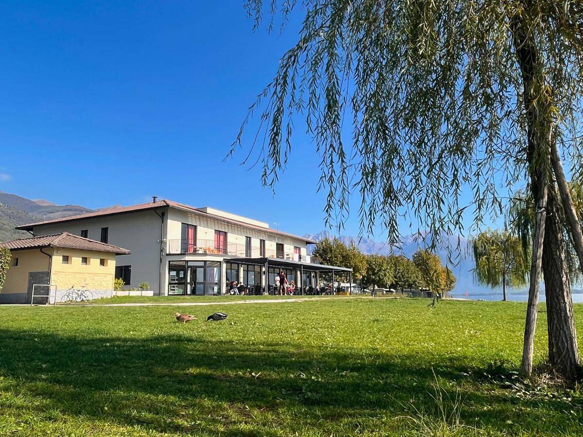 Lake Como Beach Hostel in Domaso, Lac de Côme