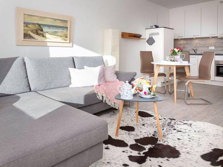 Ganze Ferienwohnung, Seepferdchen 43 - Seepferdchen: 2-Zimmerwohnung mit Balkon, Meerblick & Garagenstellplatz in Westerland, Sylt (Gemeinde)