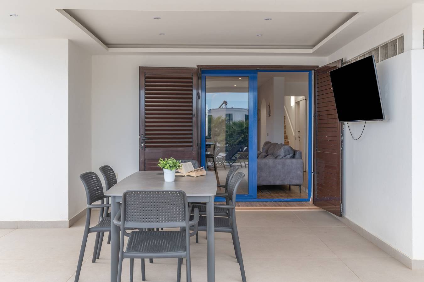 Maison de vacances 'Oasis 138' avec vue montagne, piscine privée et Wi-Fi in Playa Blanca, Yaiza