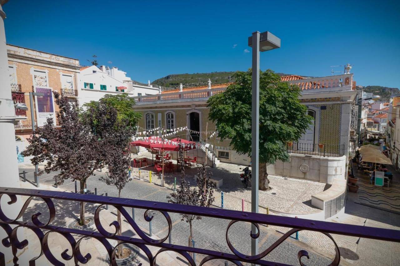 Refúgio da Fortaleza in Praia da Califórnia, Sesimbra