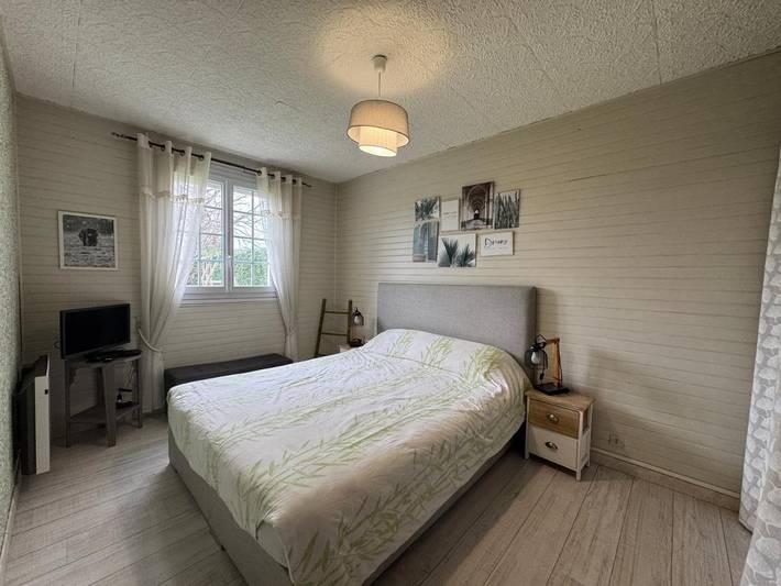 Location de vacances pour 6 personnes, avec terrasse à Brette-les-Pins - 3