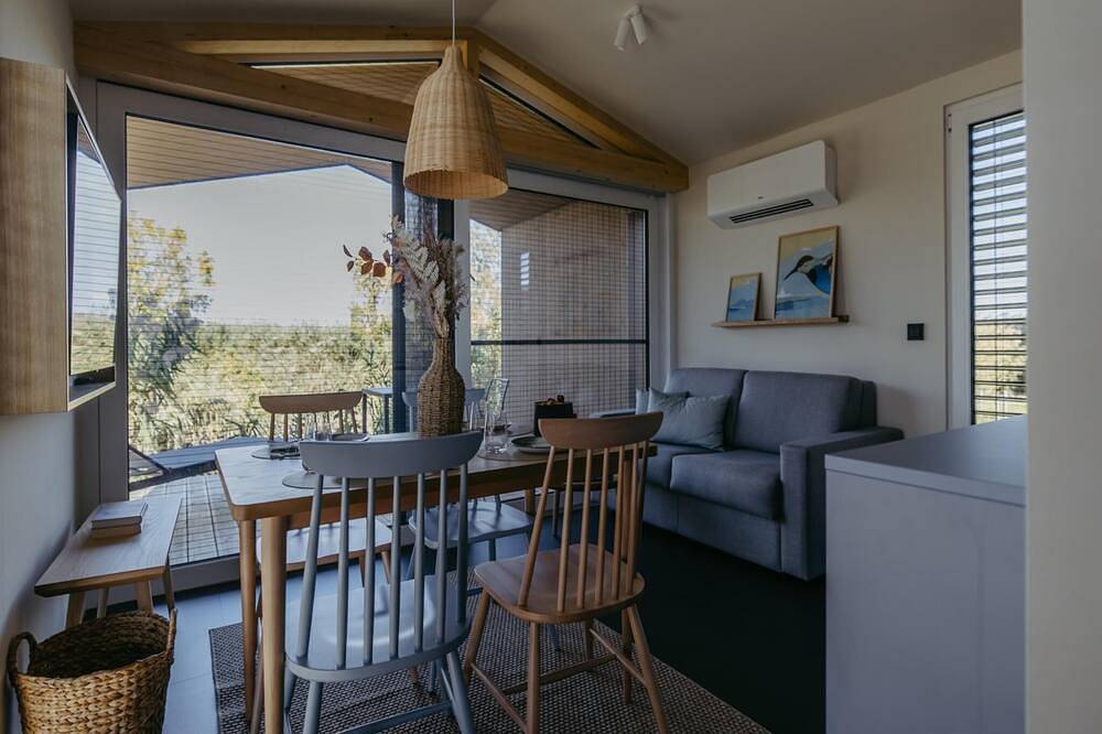 Boutique-Guesthouse mit Terrasse in der Natur in Gemeinde Breitenbrunn am Neusiedler See, Leithaberg