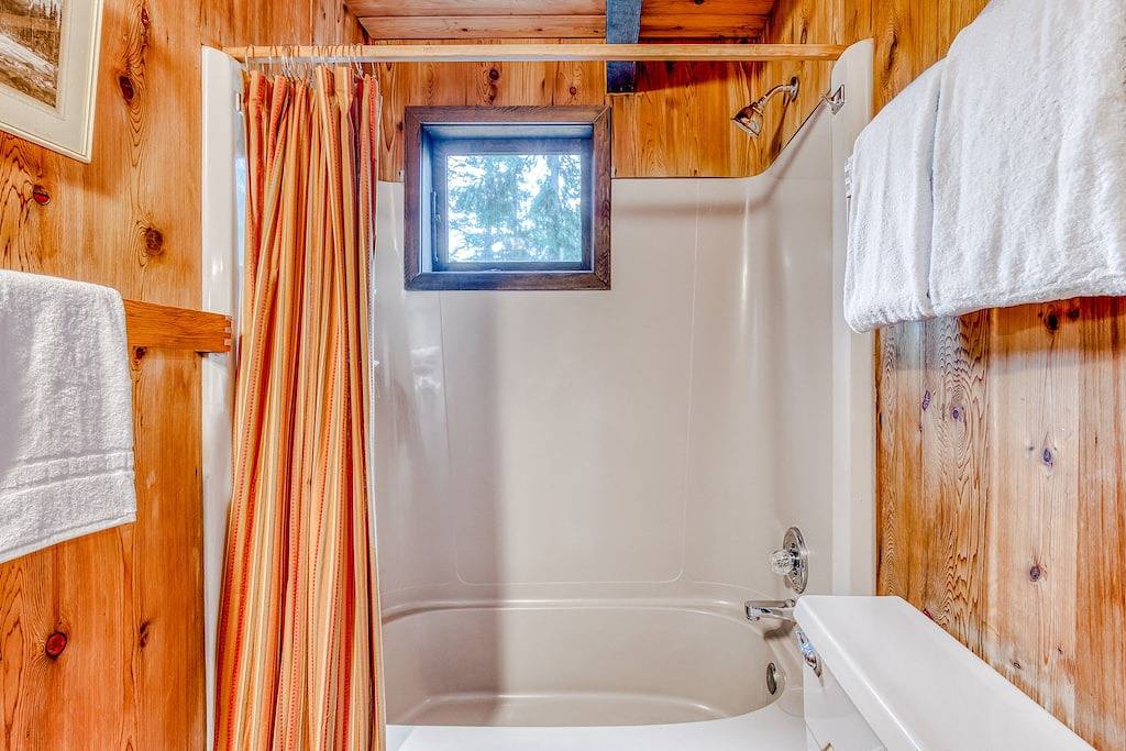 Cottage for 8 Guests in Government Camp, Mount Hood