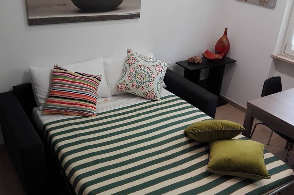 Apartamento entero, L'Angoletto casavacanze in Ciampino, Castelli Romani