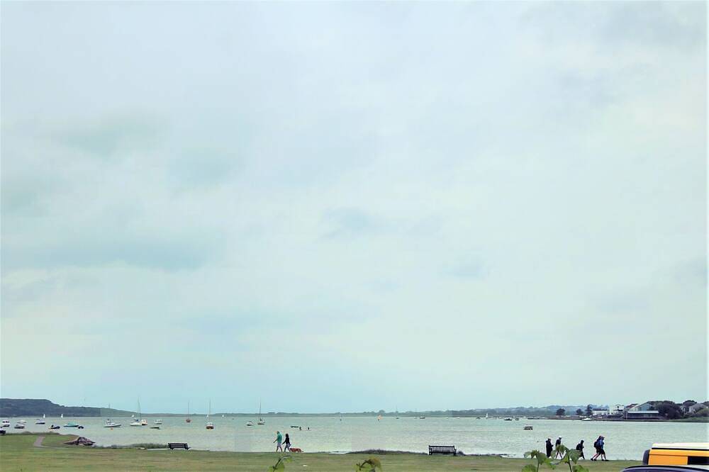 Static Caravan for 4 People in Christchurch, Dorset