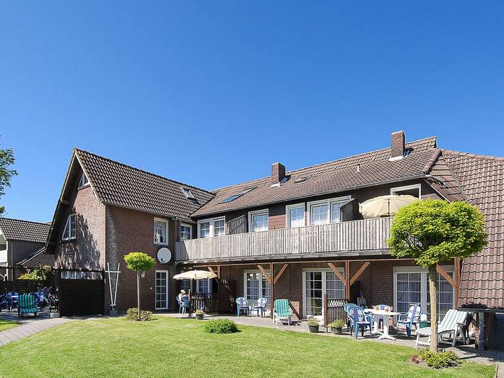 Ferienwohnung für 2 Personen, mit Garten und Terrasse in Neuharlingersiel - 2