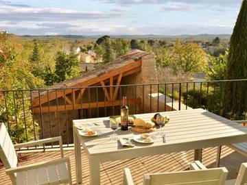 Gîte pour 4 personnes, avec vue et jardin, animaux acceptés à Neffiès