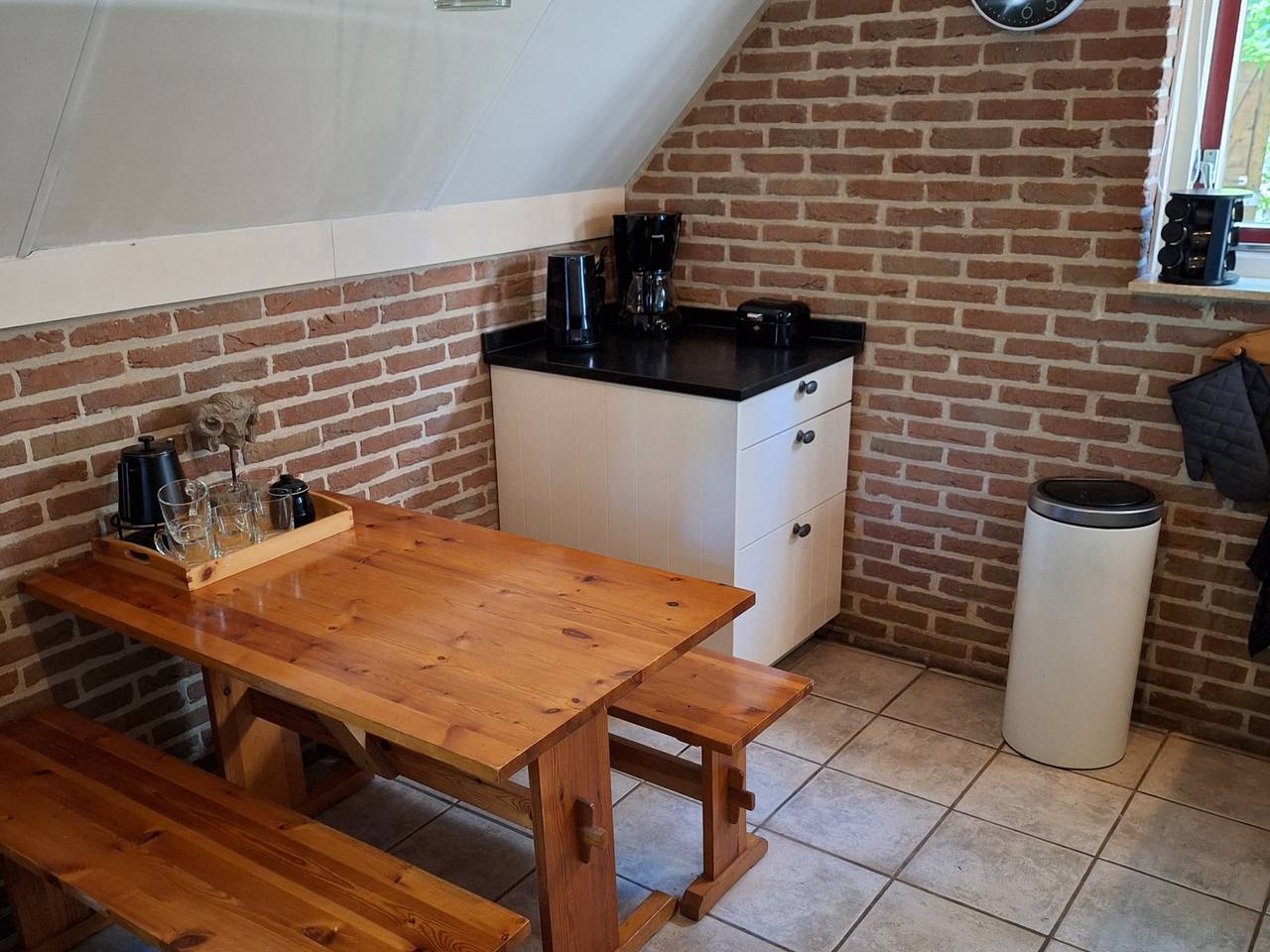 Komfortables 5-Personen Ferienhaus mit Holzofen im Wald bei Norg, Drenthe in Drenthe