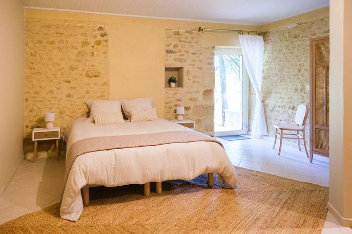 Location de vacances pour 8 personnes à Saint-André-d'Allas