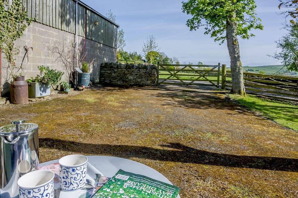 Bishopside Barn - One Bedroom House, Sleeps 2 in Allendale, North Pennines AONB