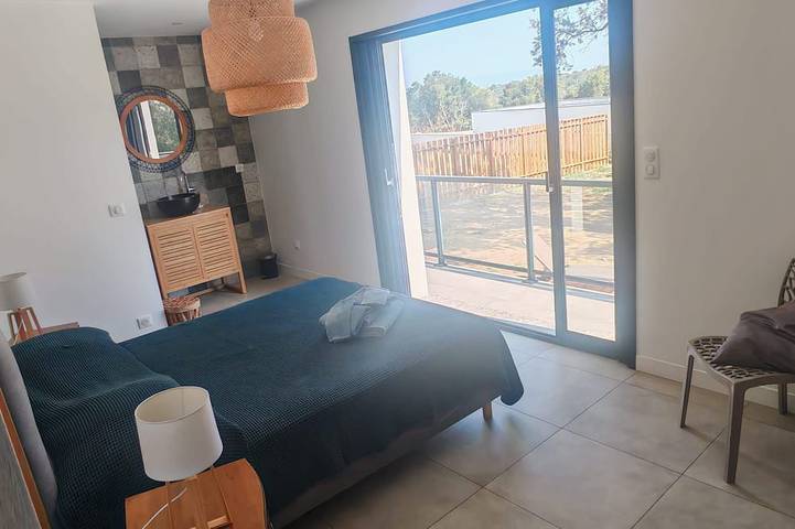 Villa Rossa, zeitgenössische kleine Ecke des Paradieses<br>2 Minuten von den Stränden entfernt! in Belgodère, Calvi und Umgebung
