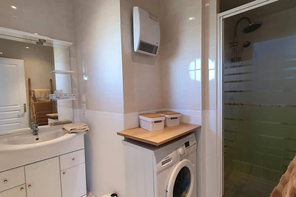 Ganze Wohnung, Apartment in Caux, Mittelmeerküste (Frankreich)