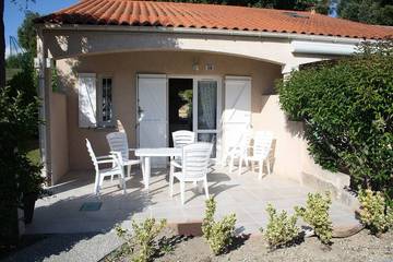 Cottage pour 5 personnes, avec terrasse et piscine, animaux acceptés dans Plage Suzac