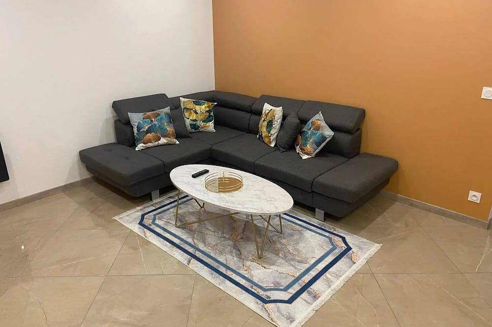 Apartamento entero, Homerez - Acogedor apartamento en Drap in Drap, Costa mediterránea (Francia)