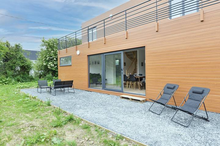 Maison de vacances pour 6 personnes, avec terrasse et jacuzzi ainsi que jardin et sauna