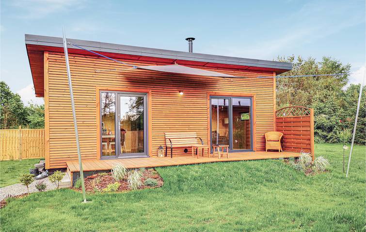 Ferienhaus für 4 Personen, mit Terrasse und Garten
