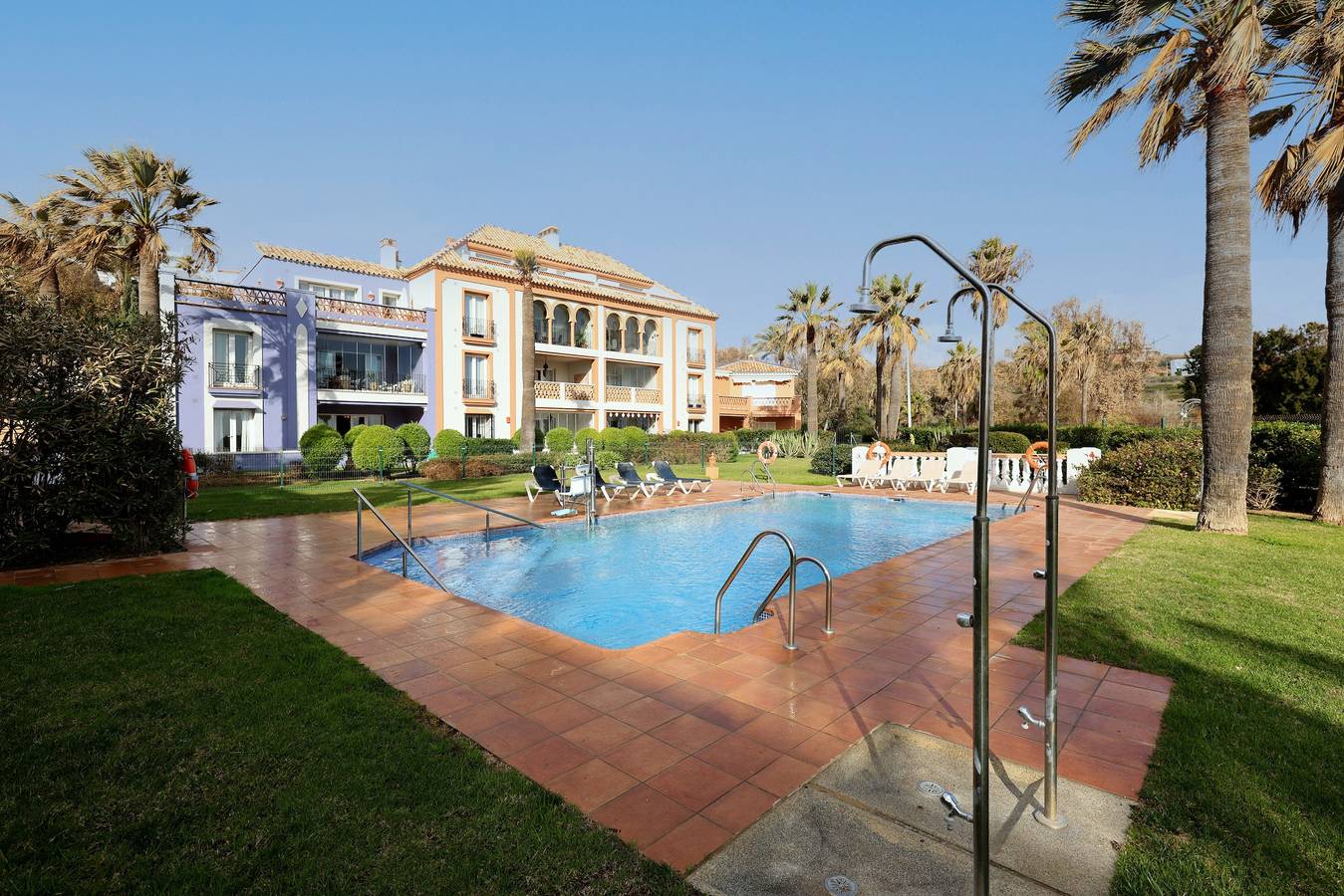 Apartamento entero, Apartamento La Perla de Marrakech 12 con vistas al mar y Wi-Fi in Playa de Sabinillas, Casares