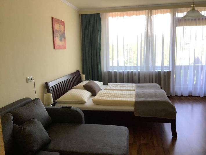 Ferienhaus für 2 Personen, mit Seeblick und Ausblick sowie Terrasse in Strobl