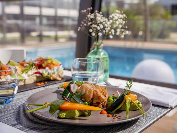 Hôtel pour 4 personnes, avec jardin et piscine à Carquefou - 2