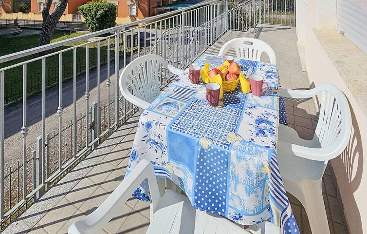 Ganze Ferienwohnung, Luftige Küchenzeile Apartment in Strandnähe in Bagni dal Moro, Rosolina